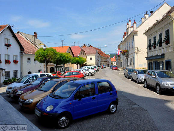 Pogled na Mestni trg