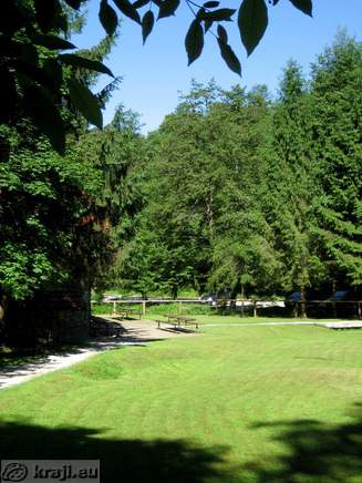 Kostanjeviska jama (Kostanjevica Grotte)