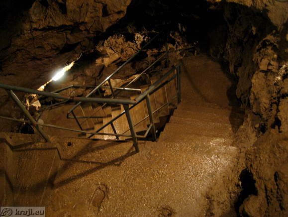 Kostanjeviska jama (Kostanjevica Grotte)
