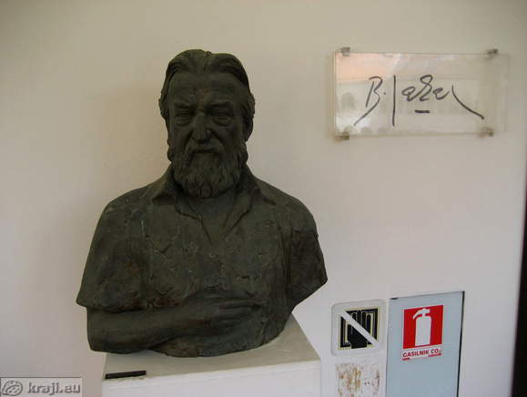 Bozidar Jakac Statue