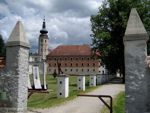 Entrance with a view of the monastery church