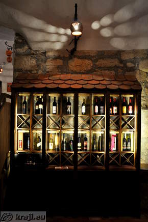 Cvicek, Beli zajec, Modra frankinja, Crni zajec