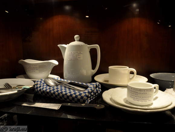 Skodelice, ki so jih uporabljali izgnanci