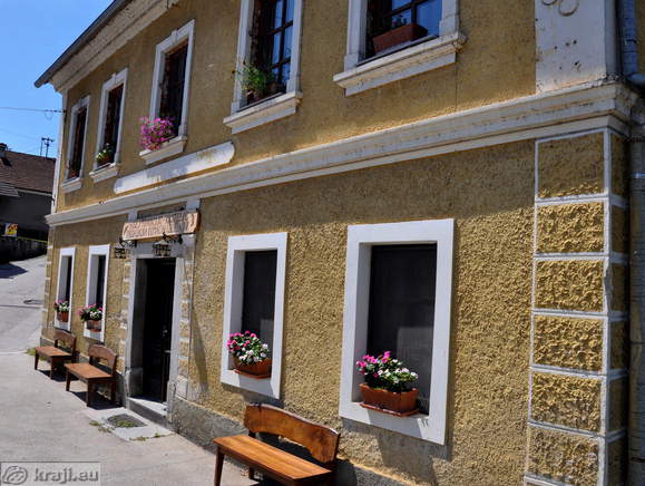 Hiša s tradicijo - Kastelic