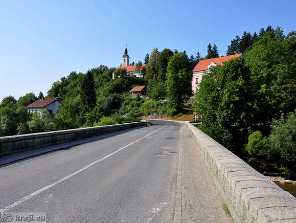 Most v Letušu