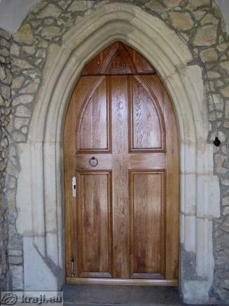 Cerkev sv. Miklavža - Portal