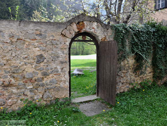 Passage to the church
