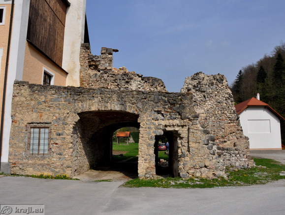 Passage below the remains of the mansion