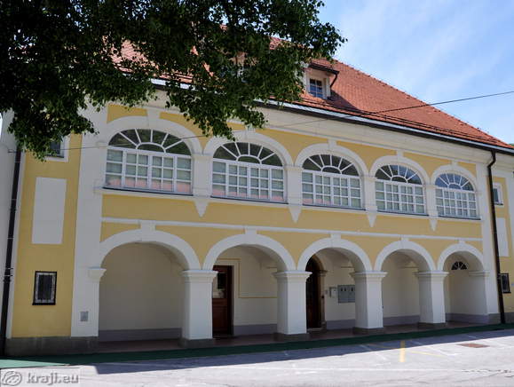 Library Lasko