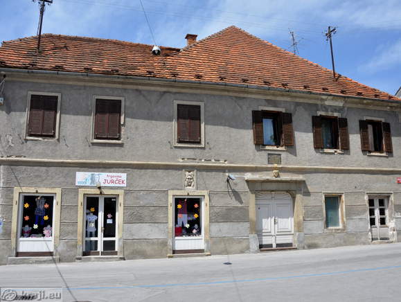 Oroznov trg (Orozen Platz)