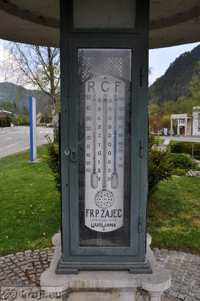 Stara vremenska hišica