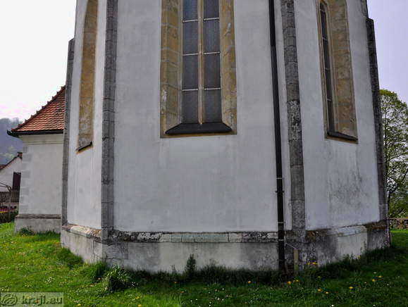 Zadnji del cerkve Matere Božje