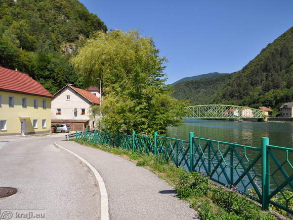 Reka Sava pri Starograjski ulici