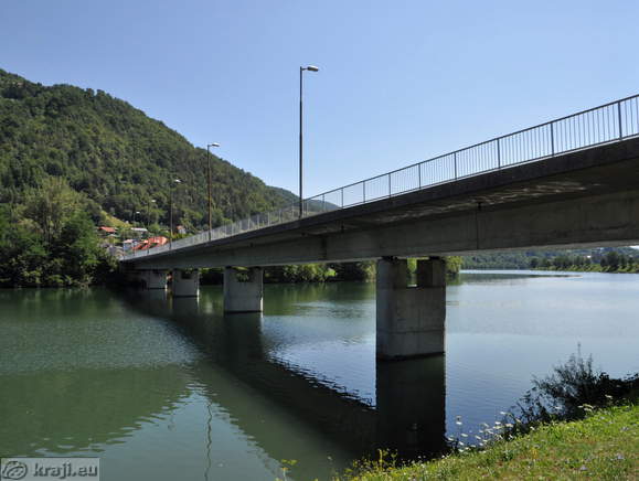 Radeče - Betonski most čez reko Savo