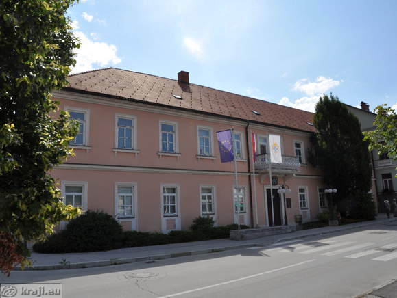 Radeče - Občinska stavba