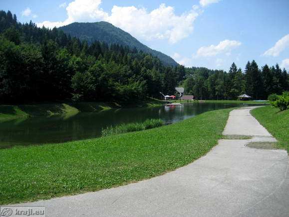 Path around Ivarcko lake