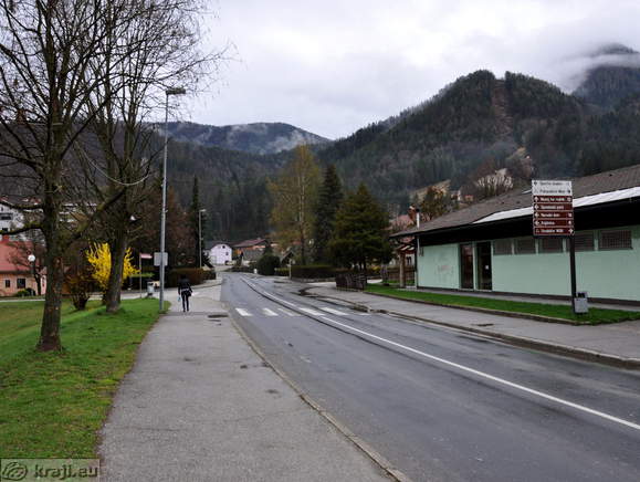Partizanska cesta - Main street through Mezica