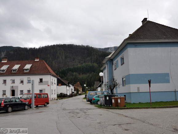 Mezica - 4th April Square