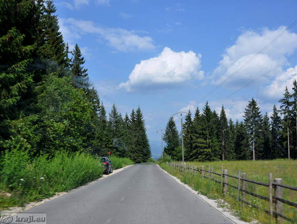Parking area <br> Asphalted road Mozirje - Golte Parking area <br> Asphalted road Mozirje - Golte