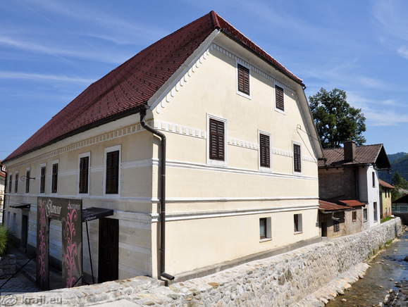 Na trgu 2 - Baroque house from the 1st half of the 18th century