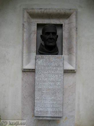 Bust - Kerubin Tusek