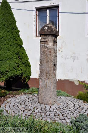 Sramotilni steber (pranger)