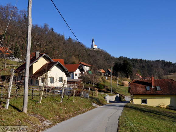 Höhenweg: Von Praprece durch Wald bis zur Hl. Hieronim Kirche