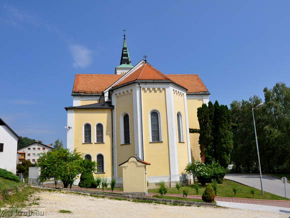 Zadnji del cerkve sv. Križa