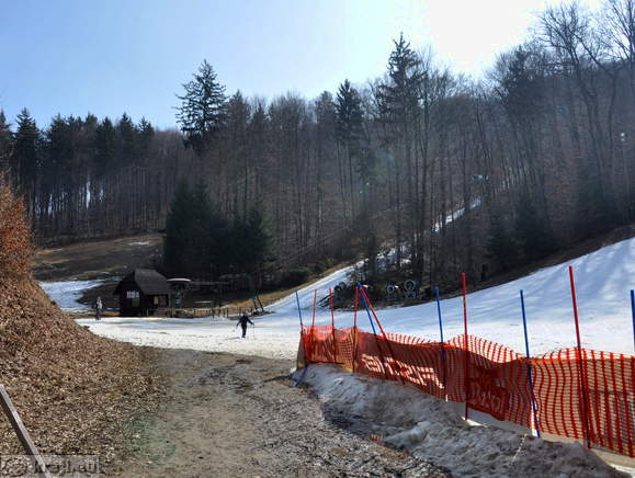 Arrival to the ski slope