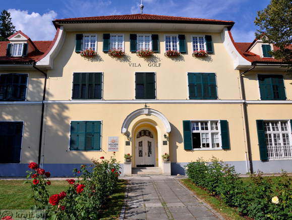 Entrance into Villa Golf and Wellness Center Patricia
