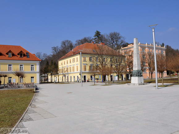 European platform on the junction of the Spa Park and the promenade to the Rogaska Riviera
