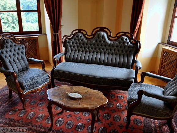 Strmol Burg - Ausstellungen und Schlosskammern