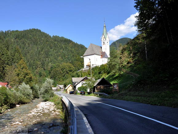 Prihod v Solčavo iz smeri Logarske doline