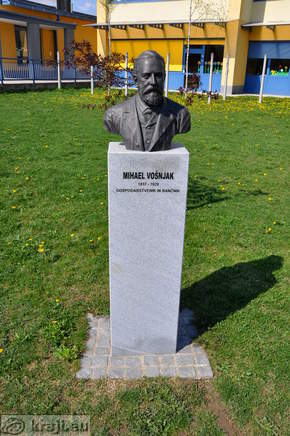 Bust - Mihael Vosnjak (1837 - 1920, economist and banker)