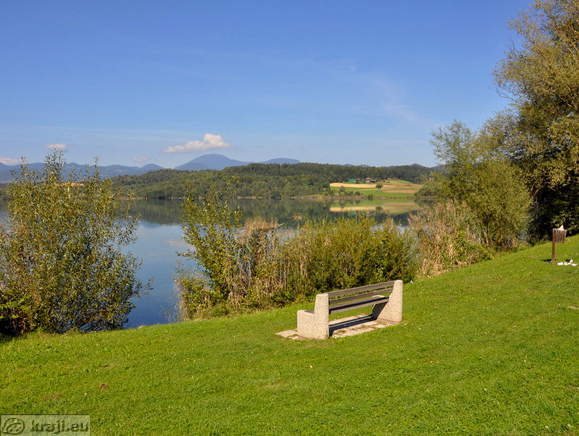 Klop ob Velenjskem jezeru