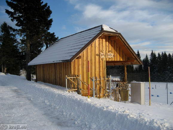 Bife Grča v smeri proti Koči na Pesku