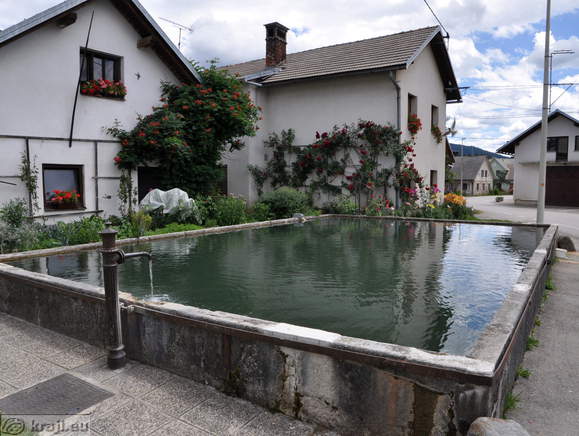 Mestkov vodnjak (Brunnen)