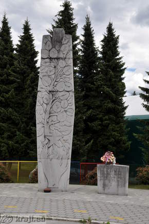 Nova vas <br> Logatec - Denkmal für im Befreiungskrieg der gefallene