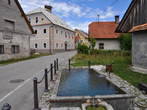 Zgornja stirna well - Zgornja stirna well constructed from hewn stone blocks 