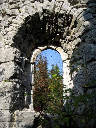 Rakov Skocjan - Die Ruinen der Kirche von St.. Kanzian