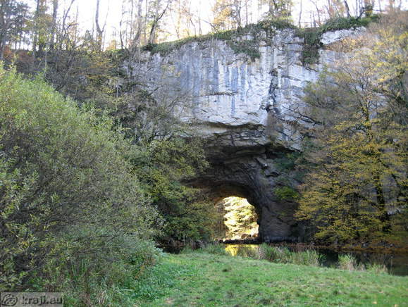 Big Natural Bridge