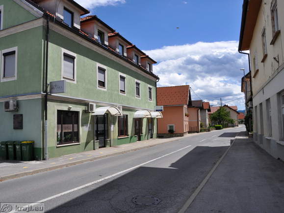 Road in the direction of Babno Polje