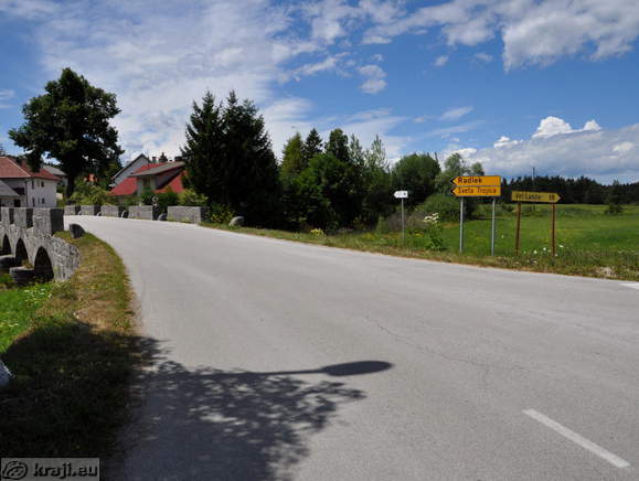 Križišče - Radlek, Sveta Trojica, Velike Lašče