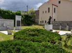 Senozece - Denkmal für die Gefallenen im Zweiten Weltkrieg - Spomenik padlim in žrtvam NOB