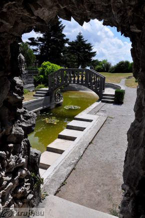 Beneško oblikovan mostiček