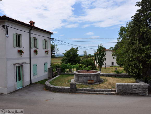 Vaški vodnjak - Štirna