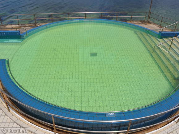 Izola - Strand bei Leuchtturm