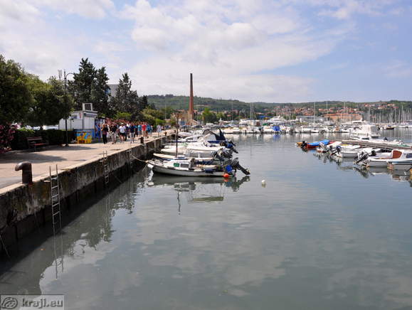 View on the path from Marina Izola