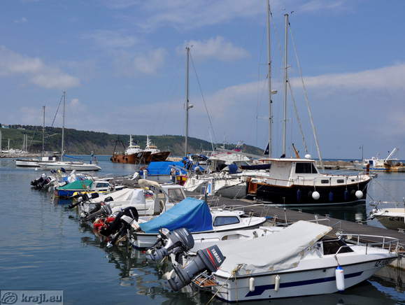 Moorings at Soncno nabrezje