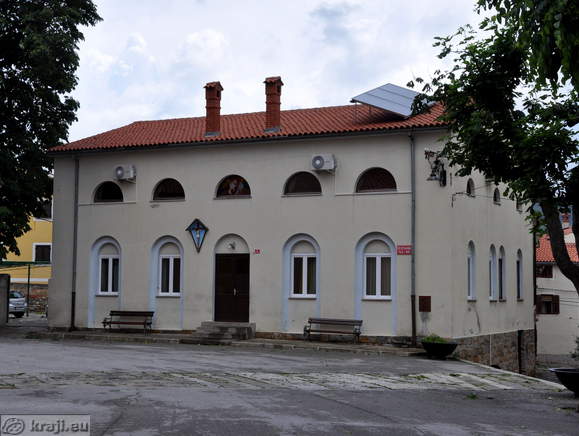 Zavod sv. Andreja, verska vzgoja in varstvo otrok